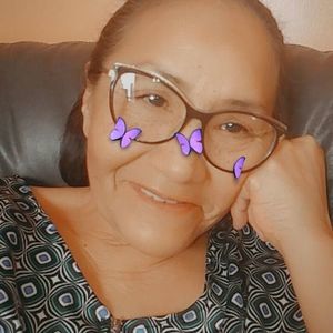 Meet your Posher, Eva